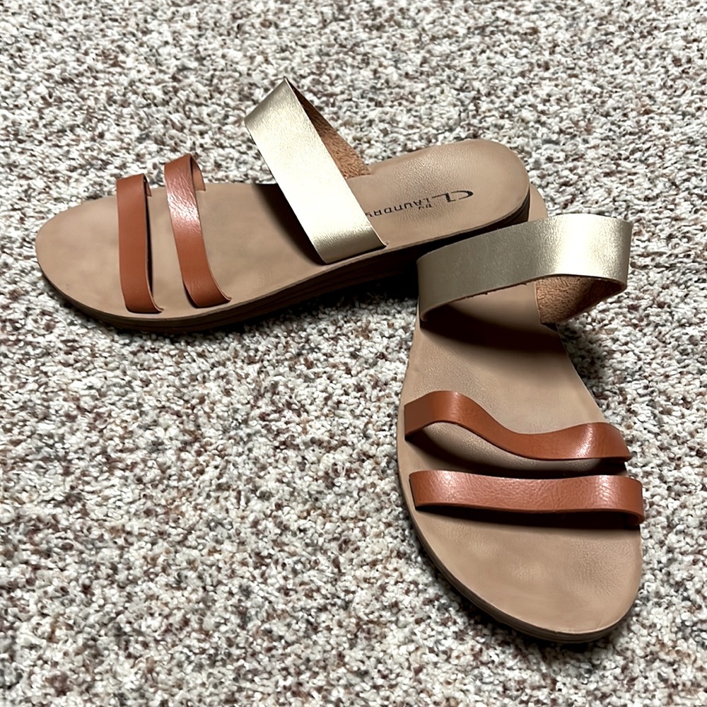 Summer sandals